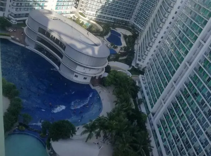Azure Urban Condotel *