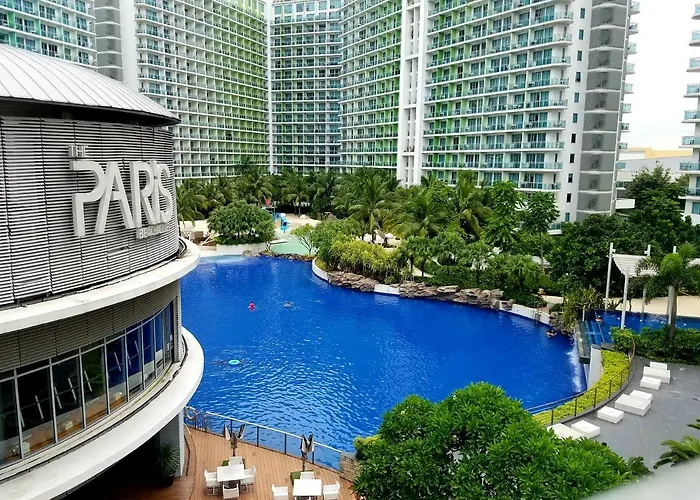 Azure Urban Condotel Manille